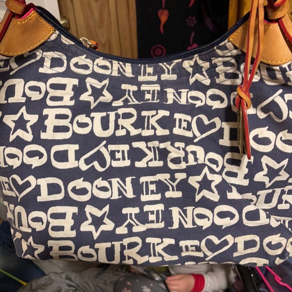 Dooney and bourke purse - Picture 1 of 4